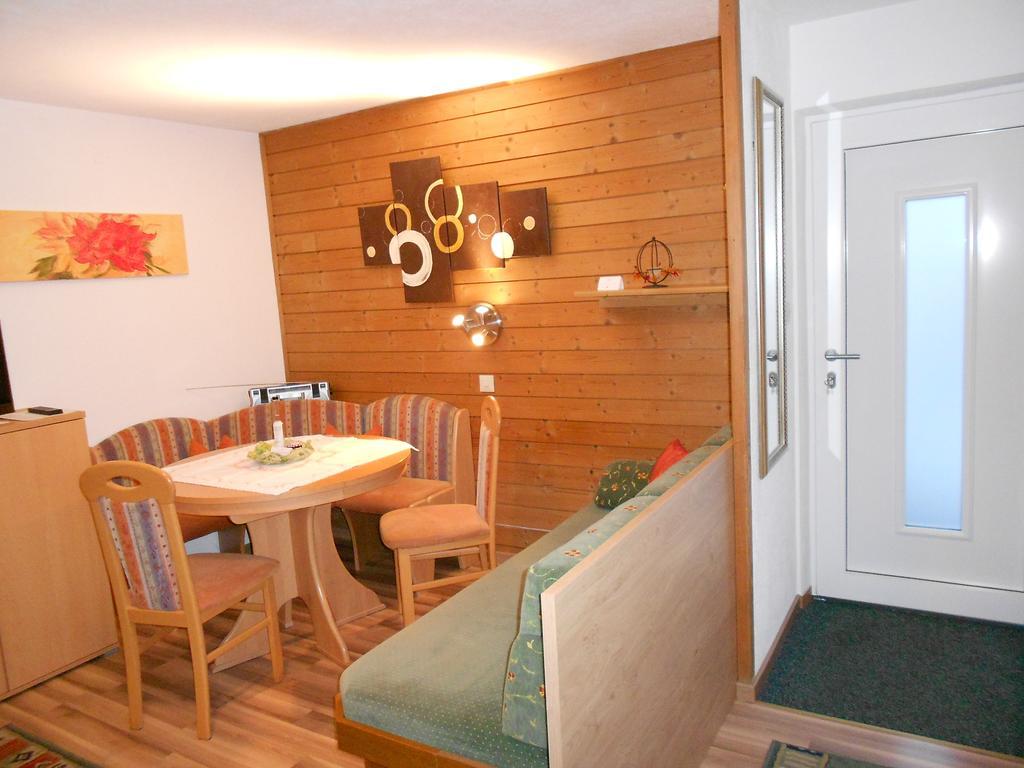 Apartamento Haus Lutz Prutz Habitación foto